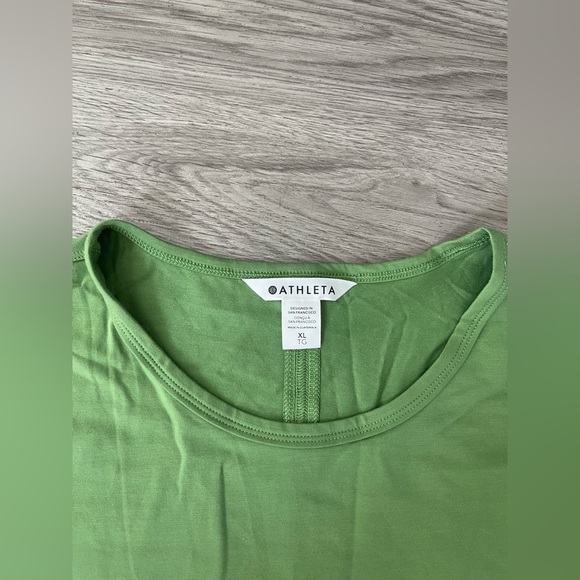 NWT athleta essential tee - Picture 5 of 6